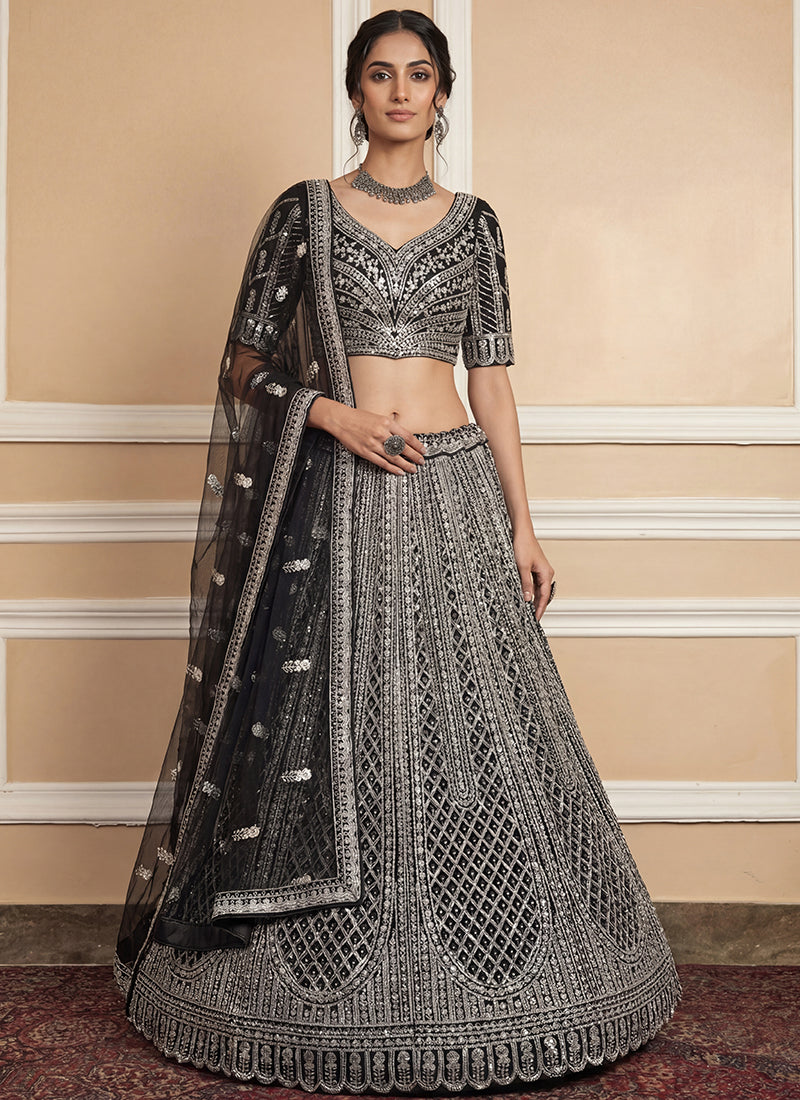 Heavy Net Black Bridal Wear Zari & Sequins Embroidery Work Bridal Lehenga Choli 389007
