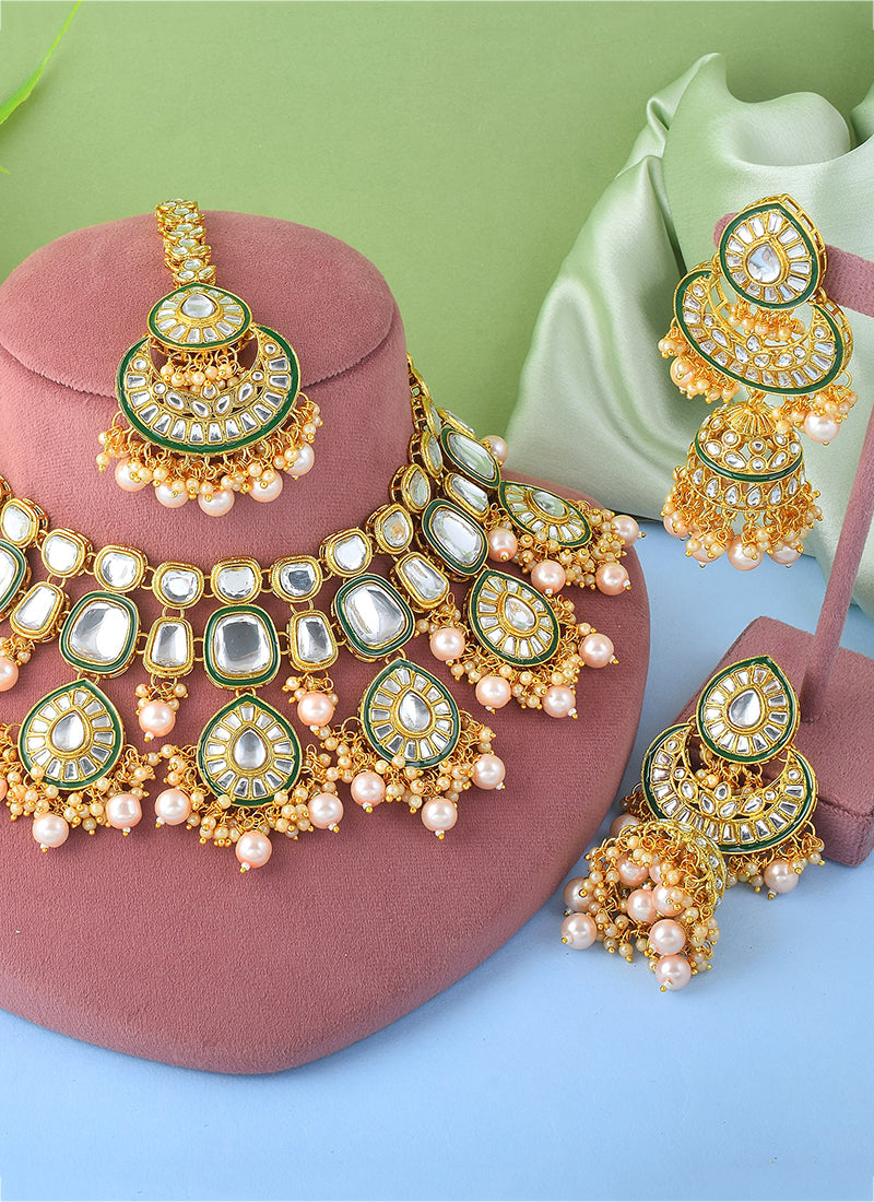 Golden Wedding Wear Kundan Necklace Set