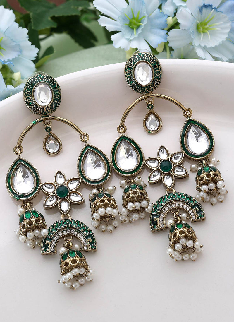 Green Festival Wear Kundan Shining Earrings