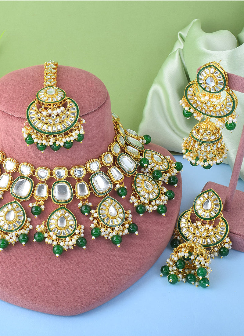 Green Wedding Wear Kundan Necklace Set
