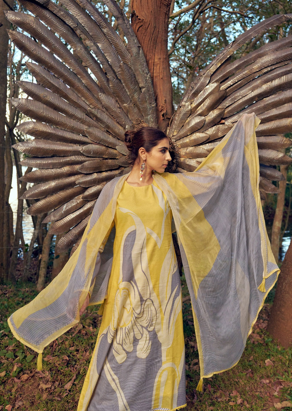 SAFINA Lawn  Cotton With DIgital Printed Festival Wear Unstitched Salwar Suit 6 Piece Cataloge