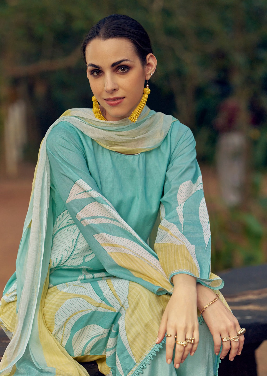 SAFINA Lawn  Cotton With DIgital Printed Festival Wear Unstitched Salwar Suit 6 Piece Cataloge